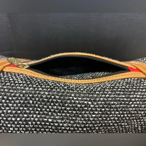 Vintage Oscar De Le Renta Studio Small Duffel Bag #4360 - Picture 8 of 8